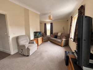 Family Room- click for photo gallery